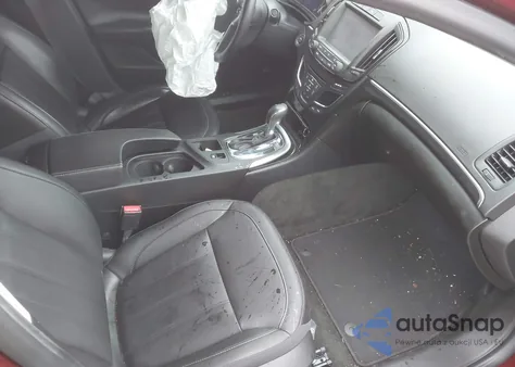 2017 Buick Regal Turbo Premium Ii z USA, uszkodzony, nr VIN 2G4GR5GX4H9142806